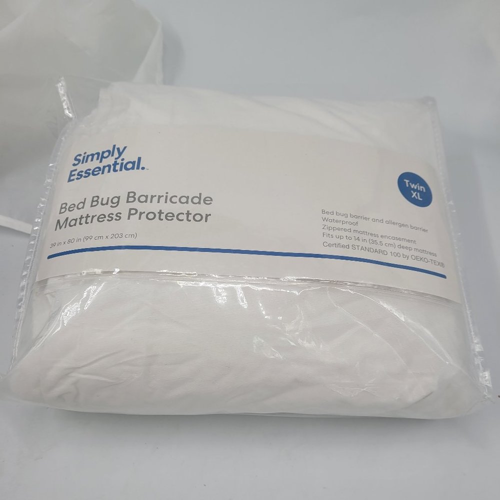 Simply Essential Bed Bug Barricade Mattress Protector/Twin XL